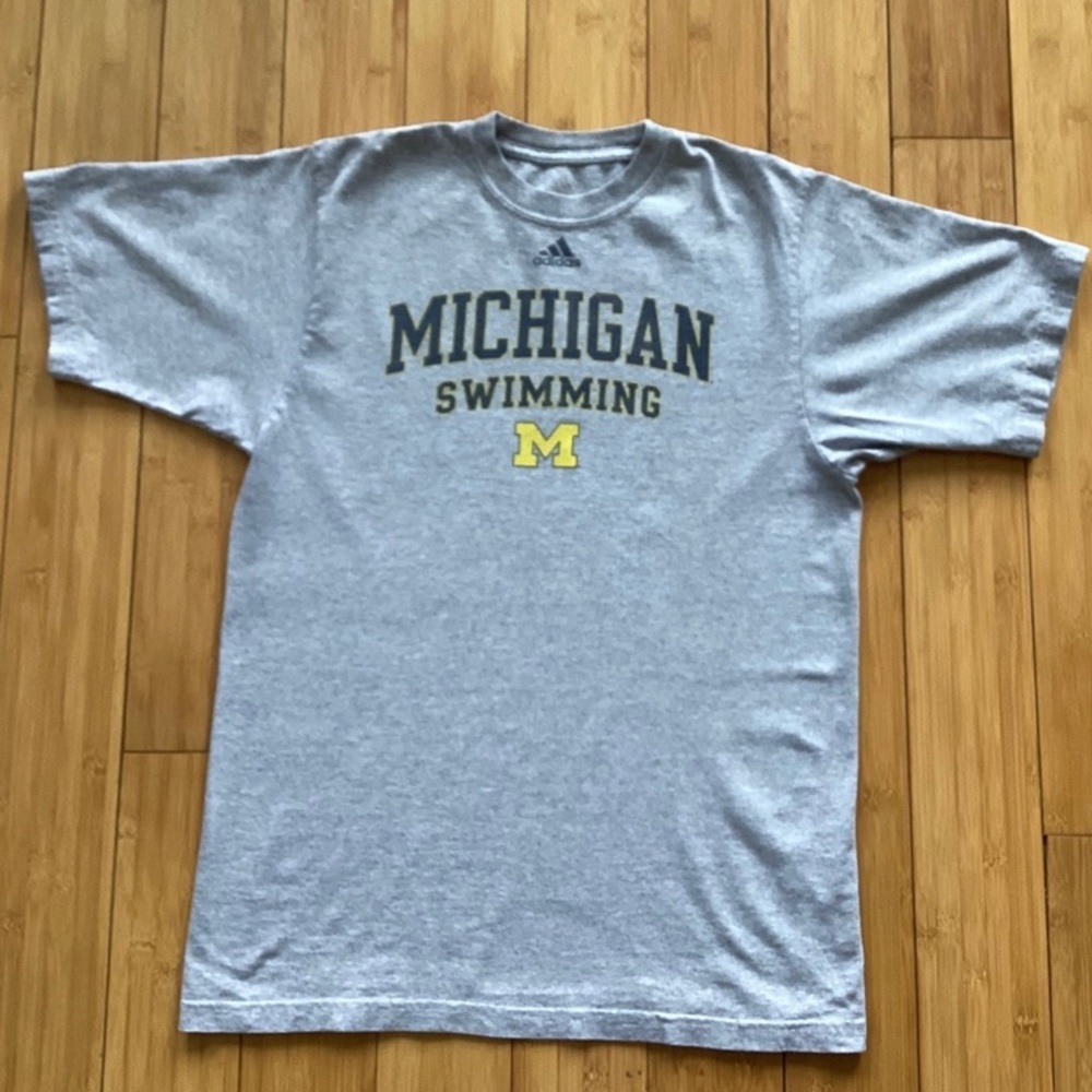 University of Michigan swimming t-shirt